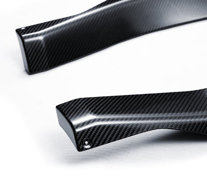BMW XM G09 (2023–Present) - LD Style Prepreg Carbon Fiber Side Skirts