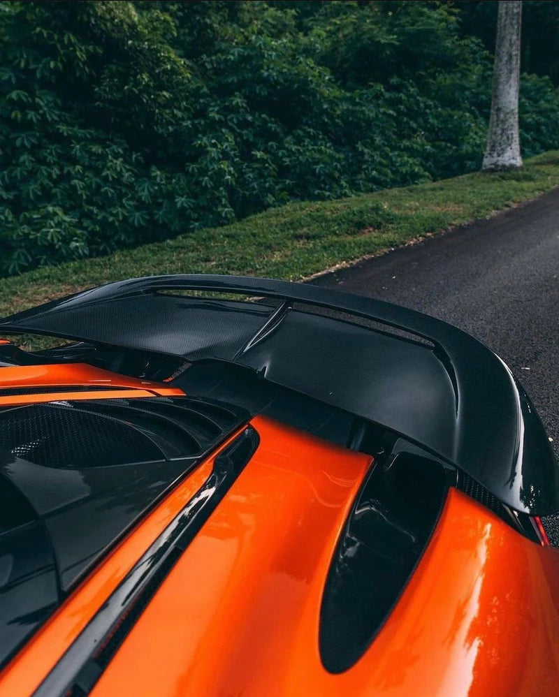 McLaren 720S / 750S – Carbon Fiber V Style Spoiler