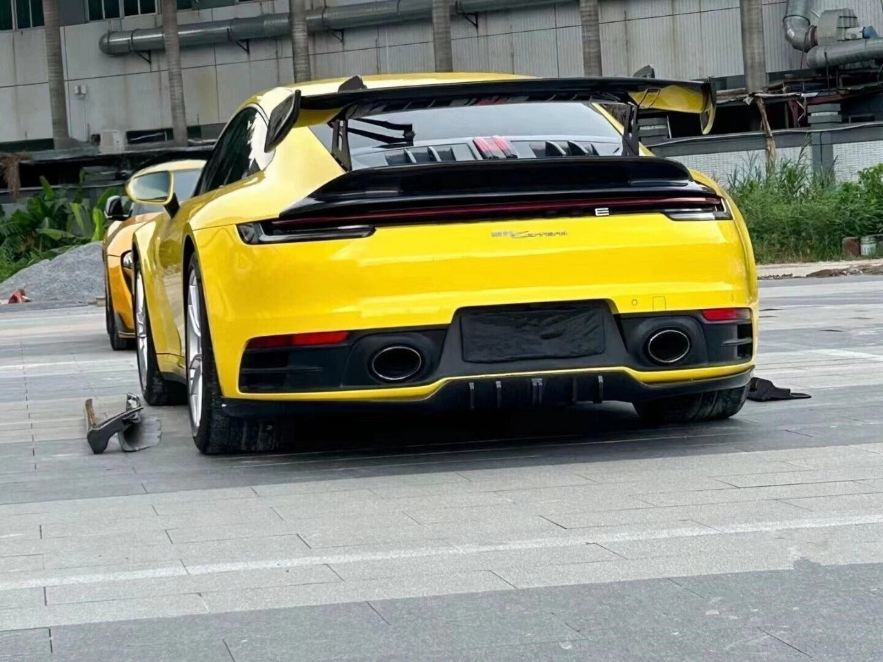 Porsche 992 Carrera (2020+) – Carbon Fiber / FRP GT3RS Style Wing