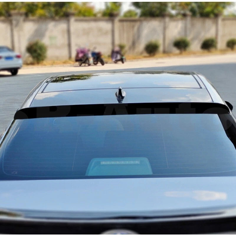 Toyota Camry (2018–2022) – Carbon Fiber Rear Roof Spoiler