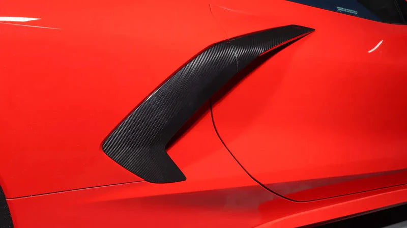 Corvette C8 – Carbon Fiber Door Trim