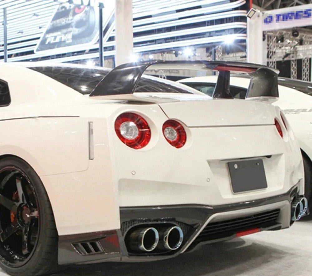 Nissan GT-R R35 (2017–2023) – OEM Style Carbon Fiber Rear Diffuser