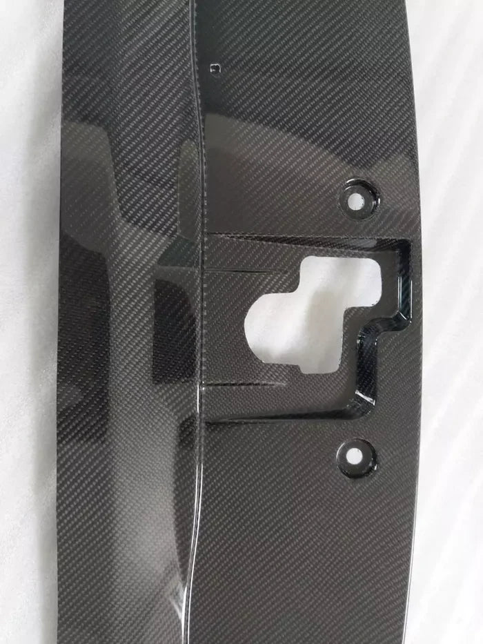 Nissan GT-R R35 - Carbon Fiber Engine Bay Kit