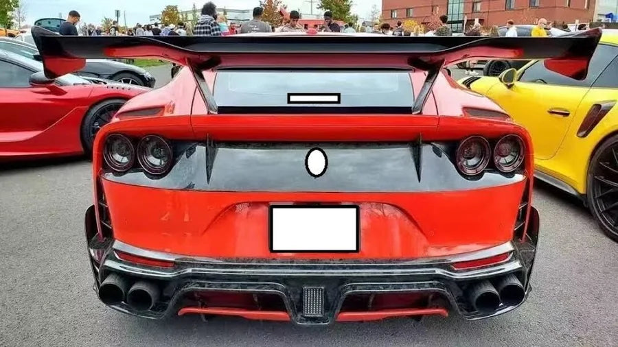 Ferrari 812 Superfast - Carbon Fiber Wing